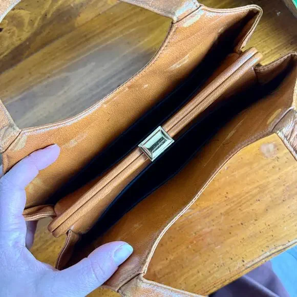 Vintage 60s 70s Tan Top Handle Handbag Structured Mod Purse Caramel Brown Frame - Picture 5 of 12